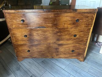 Dresser