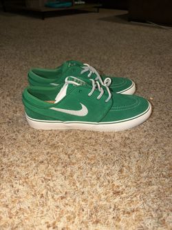 Nike SB Stefan Janoski OG+ Pine Green Suede Sail FD6757-302 sz 6.5 Men's 8 women. They run small