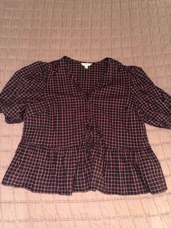 Cute plus size Fall ruffle top