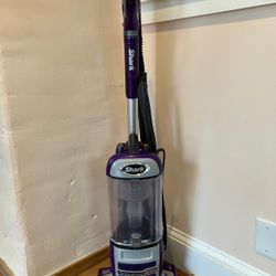 Vacuum Shark Navigator