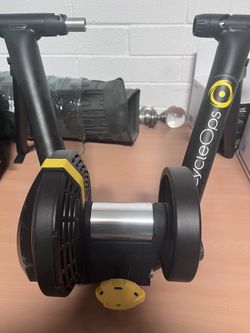 Indoor Trainer CycleOps Magnus