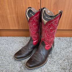 Ariat Women's Round Up Square Toe Western Boot (Red / Brown)