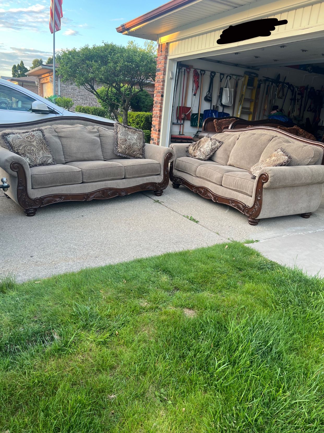 Sofa Couch Set (Free Delivery)