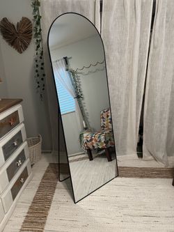 Arched Full Length Floor Mirror with Stand