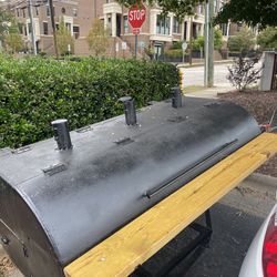 2 Sided Pig Cooker Or Regular Grill With Optional Propane Hook Up 