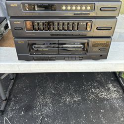 Sanyo SS-1291 modular Am/FM receiver