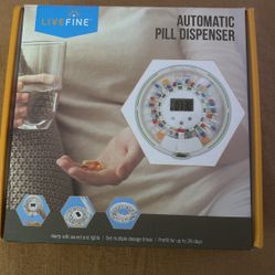 Live Fine automatic pill dispenser