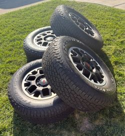 Set of 4 OEM 2024 2025 2026 Toyota Tacoma TRD Wheels 265/70R17 BFGoodrich Trail Terrain T/A