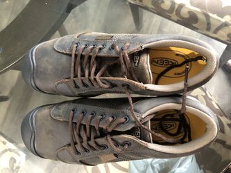 Keen men’s shoes brand new US 9D