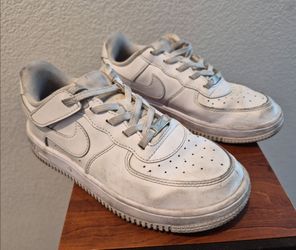 Air Force 1 Size 3Y