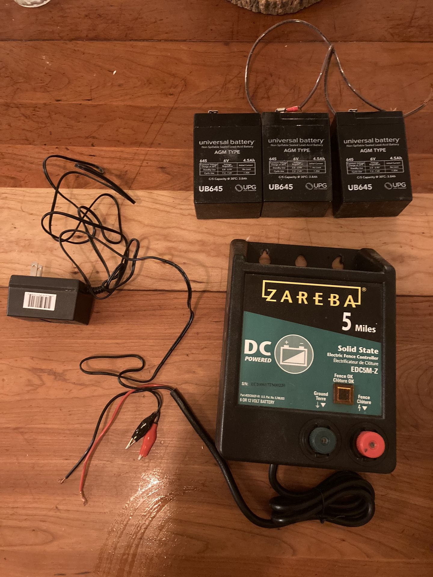 Electric Fence Controller, 3 Batteries