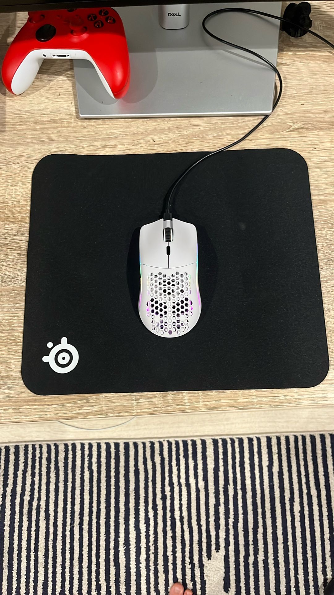 Glorious Gaming Model O Mouse With Mouse Pad