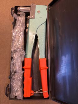 Rivet Gun PAT44607 Brand New