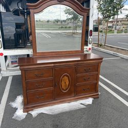 Dresser mirror combo