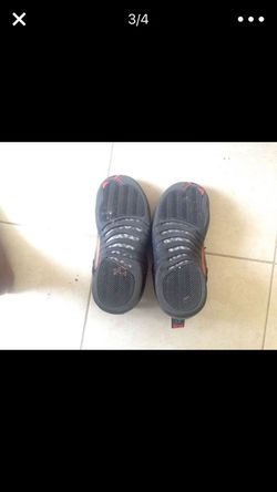 12s low size 10 trade iPhone 6 unlocked