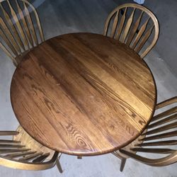 Round Table With 4 Chairs