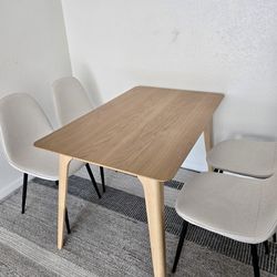 Dining table and chairs (Like New)