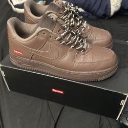 Supreme Brown Forces Size 8