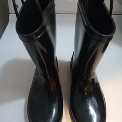 Black Rain Boots