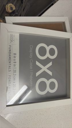 8X8 shadow box