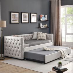 Brand New Daybed with trundle - Twin