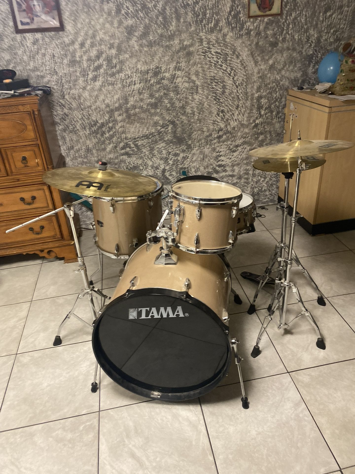 tama imperialstar 5 piece drum kit 