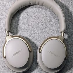 Bose QuietComfort Ultra Over the Ear Noise Cancelling Headphones - Limited Edition Sandstone Gold