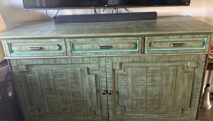 Green wooden cabinet/gaming console