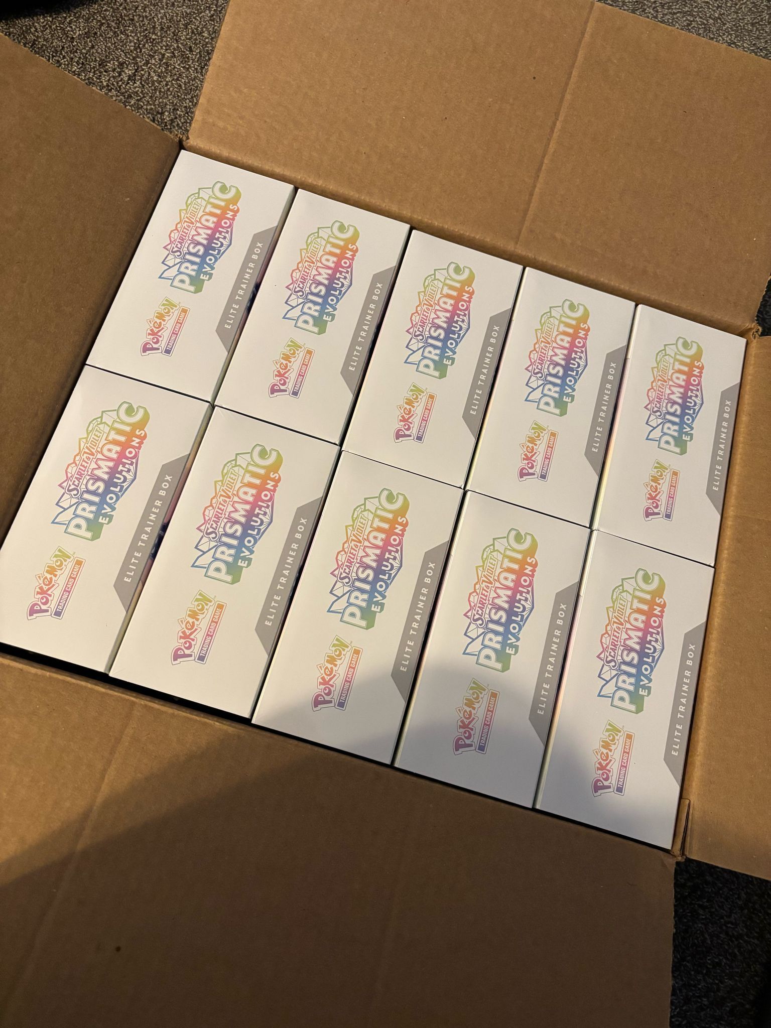 Pokemon Prismatic ETB