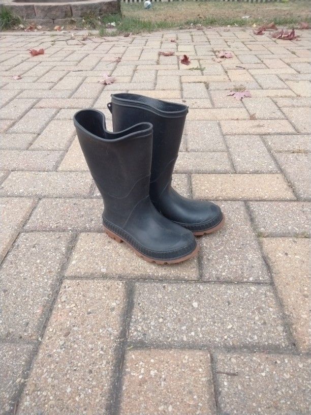 Size 9 Little Kid Rain Boots