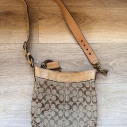Coach Crossbody 