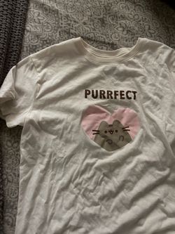 Pusheen shirt