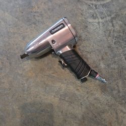Husky 1/2" Drive Air Impact Wrench