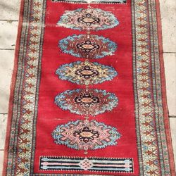 Vintage mid-20th-century Turkish Anatolian Rug