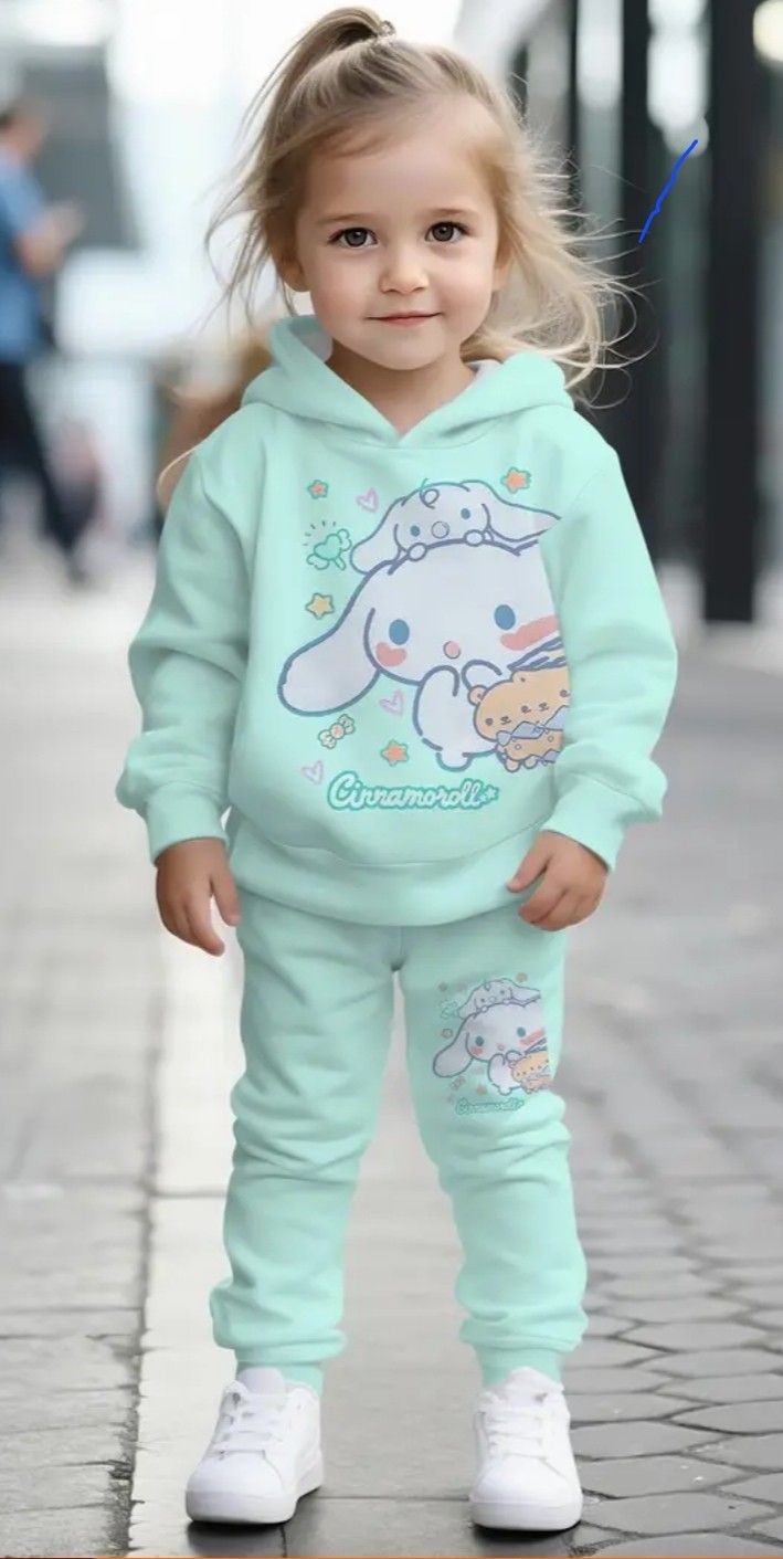 Brand New Childrens Size 5-6 Outfit!