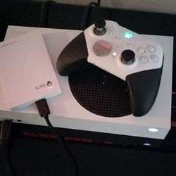 Xbox Series S With Elite 2 Controller And Storage 