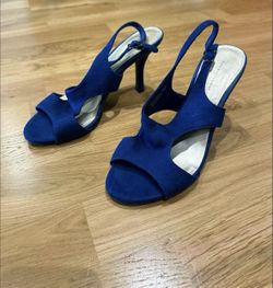 Women’s Sandals In Blue.Heels.Size 8.