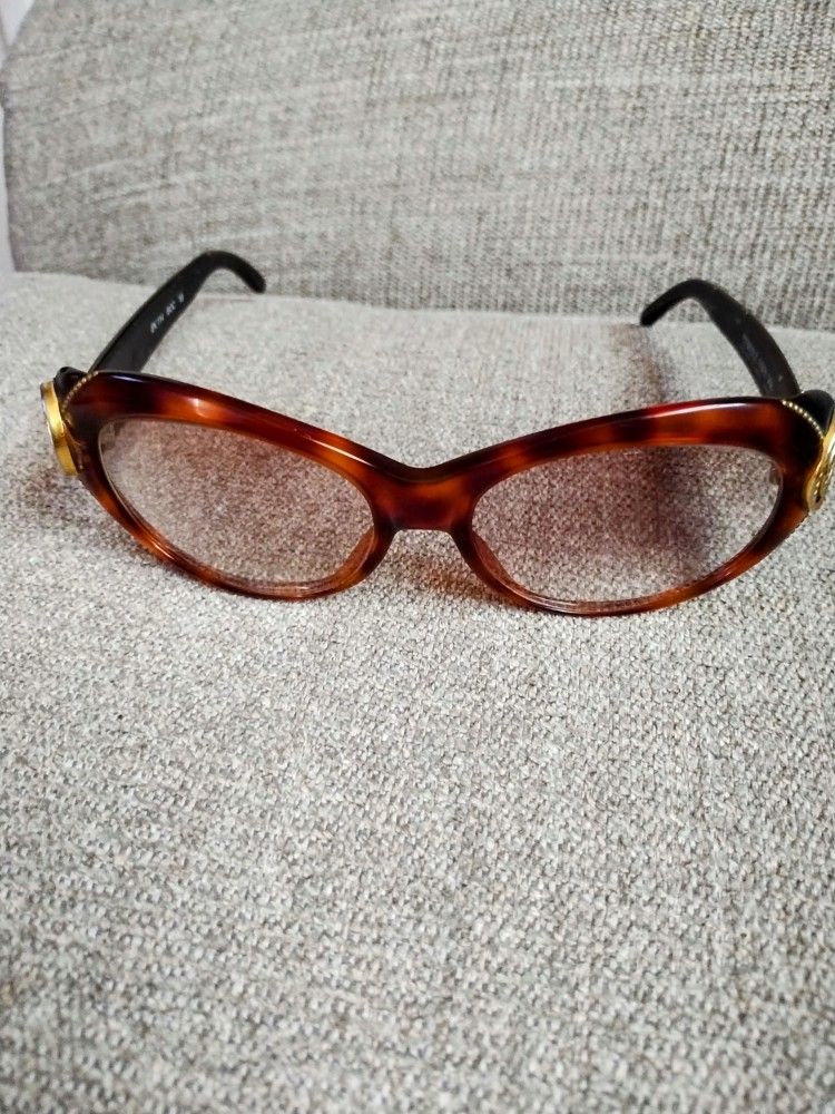 Gorgeous Vintage EMANUELLE KHAHN