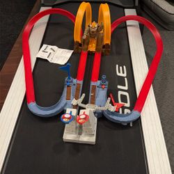 Hot Wheels & Mario Kart Bowsers Castle Chaos Track 
