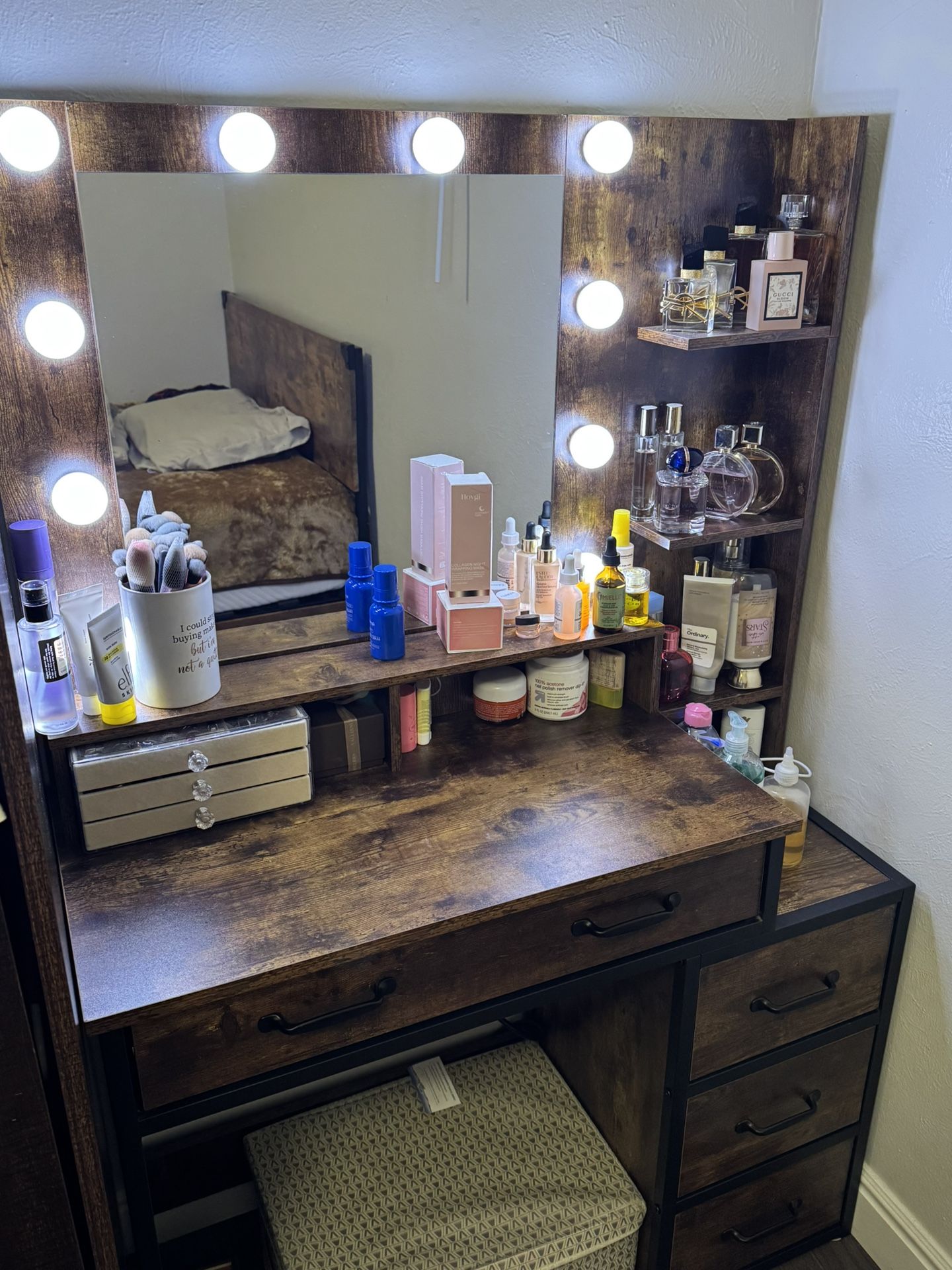 Vanity Desk With Mirror And Light Makeup