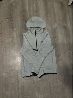 Grey nike tech