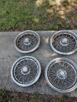 Chevy Hubcaps