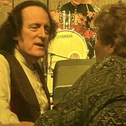 TOMMY JAMES AND THE SHONDELLS