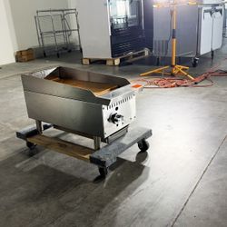 NSF 12 Manual griddle CD-CGM12