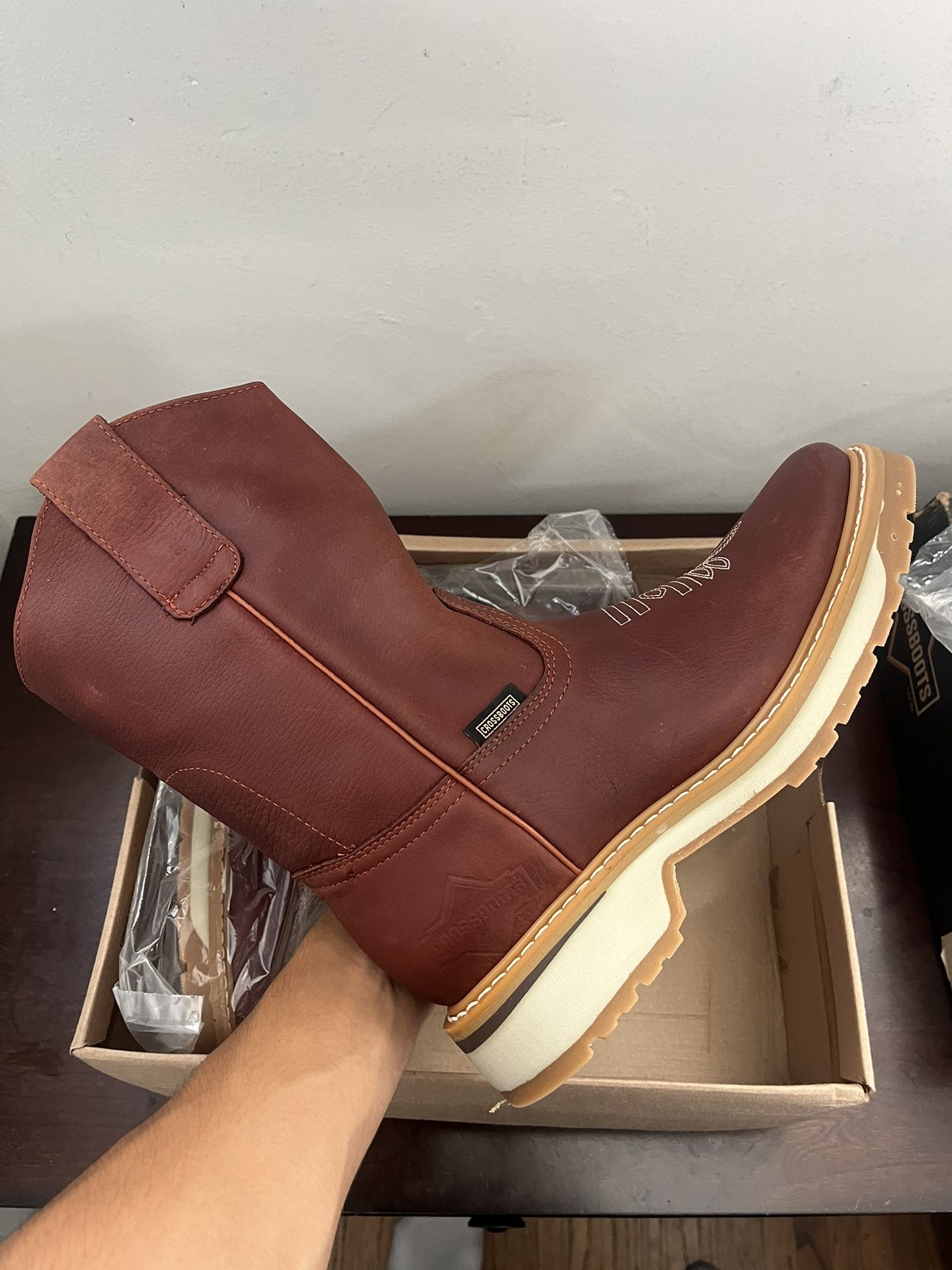 brand new size 9 mens work boots