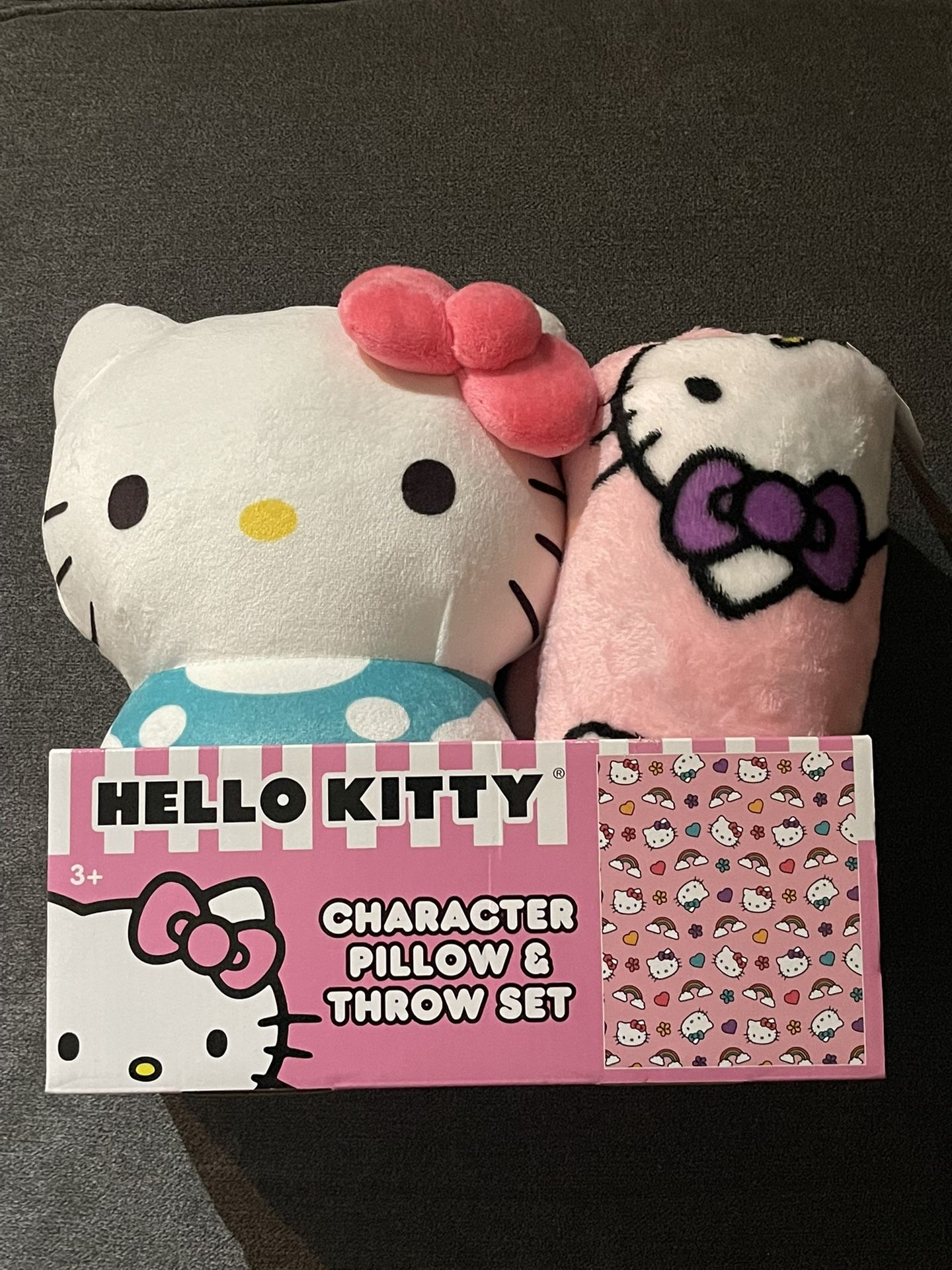 Hello Kitty, Character Pillow And Throw Set