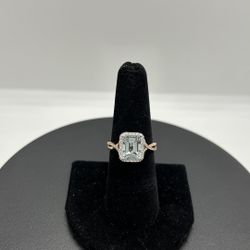 14KTT Emerald Cut Aquamarine Ring