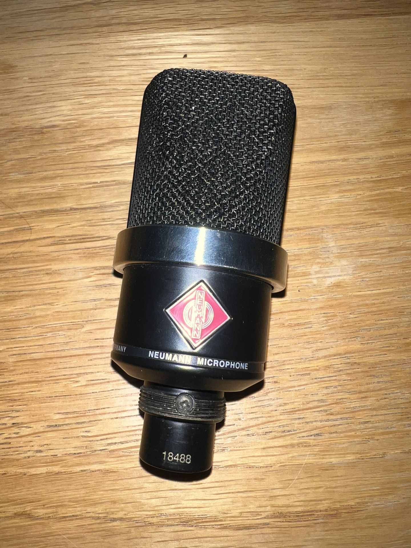 Nuemann TLM 120