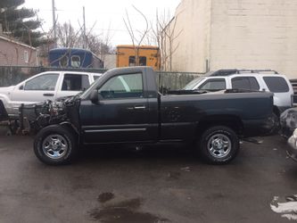 2003 Chevy Silverado 1500 4.8lt auto 4x4 whole or parts. Bent