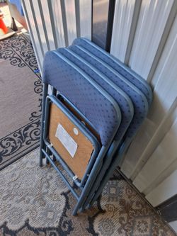 Blue cushion chairs (4)